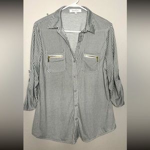 EDEN & OLIVIA | Long Sleeve Button Down Blouse